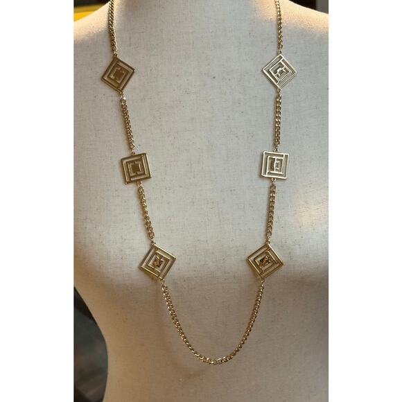 Liz Claiborne 34 Inch Strand Necklace Square Insets Gold Tone Adjustable - Picture 3 of 10
